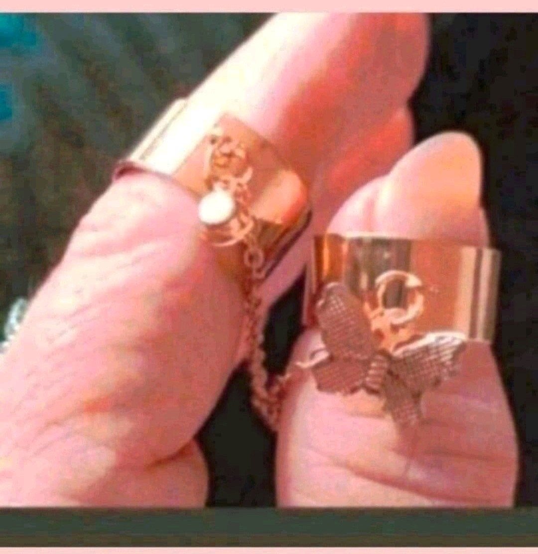 ringen 2 aan 1 vlinder open, Ophalen of Verzenden, Nieuw, Goud