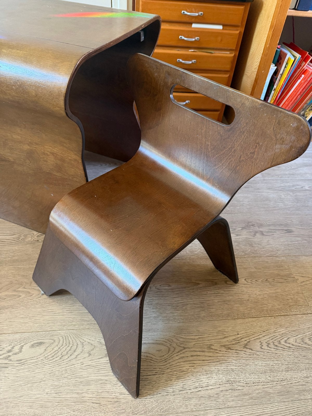 Bloom Otto kindertafel met twee stoeltjes, Ophalen, Gebruikt, Tafel(s) en Stoel(en)