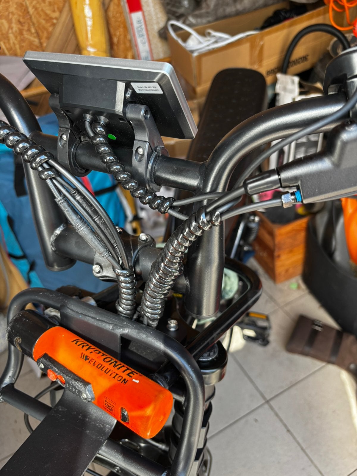 V8 Pro fatbike - Zo goed als nieuw, slechts 415 km!, Zo goed als nieuw, 50 km per accu of meer, 55 tot 59 cm, Ophalen