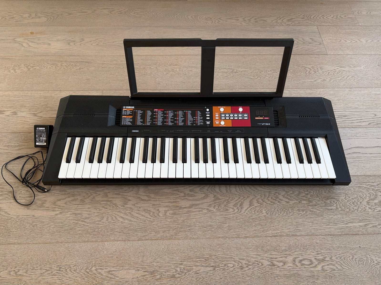 Yamaha PSR-F51 Keyboard - Zo goed als nieuw, Muziek en Instrumenten, Keyboards, Ophalen of Verzenden, Zo goed als nieuw, 61 toetsen