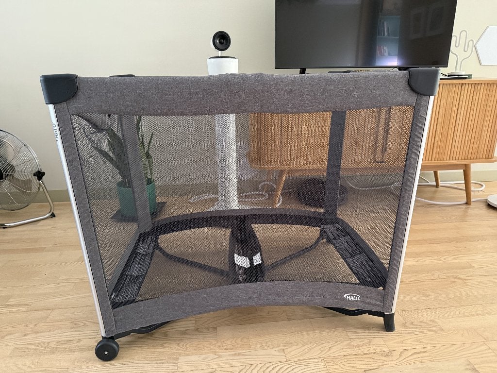 Halo dreamnest baby bed/ play bed/travel cot, Ophalen, Zo goed als nieuw, Reisbedje
