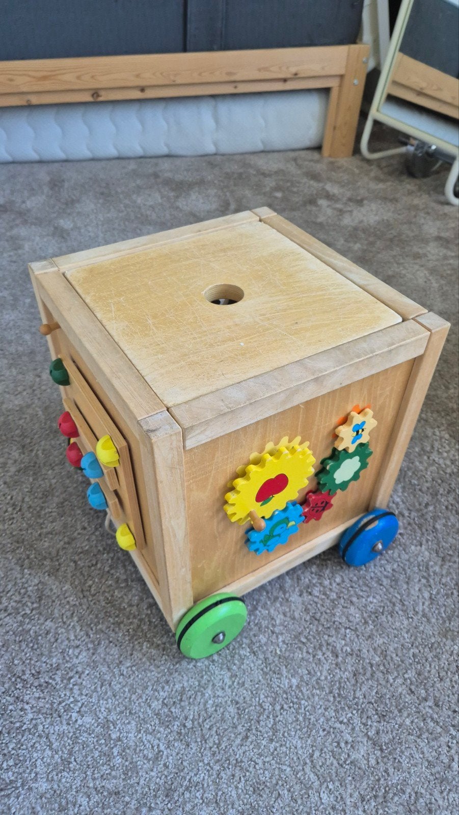 Houten activiteitenkubus met kralenframe - Gebruikt, Ophalen, Gebruikt, Overige typen
