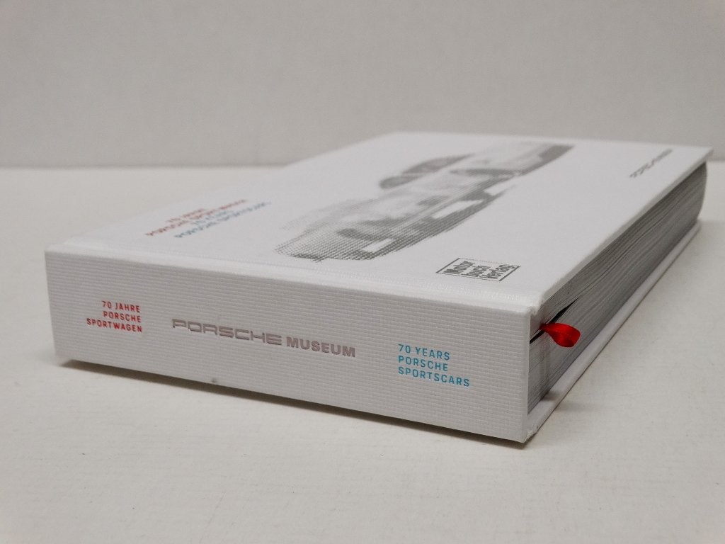 Porsche 70 jaar Museum boek nog nieuw, Boeken, Auto's | Boeken, Ophalen of Verzenden, Nieuw, Porsche, Porsche Museum