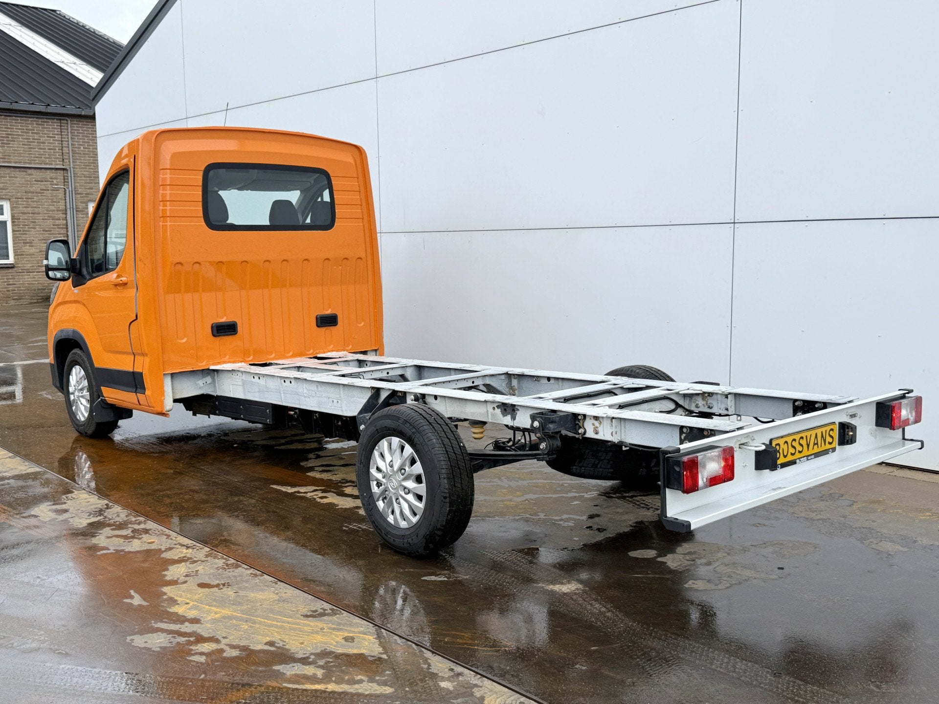 Maxus eDeliver 9 65kWh Elektrisch! L4 172km WLTP 204PK 80kw, Auto's, Stof, Zwart, Overige kleuren, Maxus