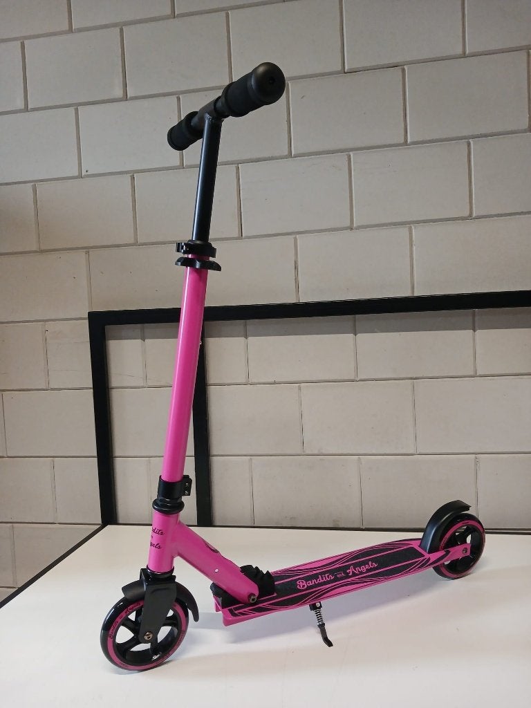 Bandits & Angels kinderstep Aluminium Streetracer 145 Roze, Ophalen of Verzenden, Nieuw, Loopvoertuig