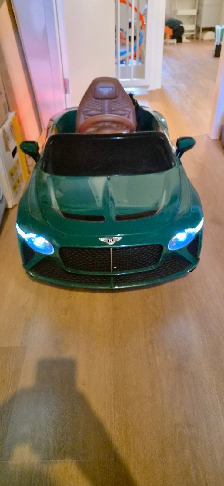 Elektrische kinderauto Bentley Bacalar, Gebruikt