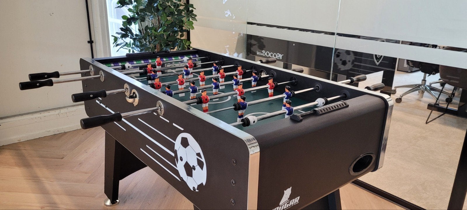 Voetbaltafel met GLOEDNIEUWE telescopische stangen, Ophalen, Gebruikt