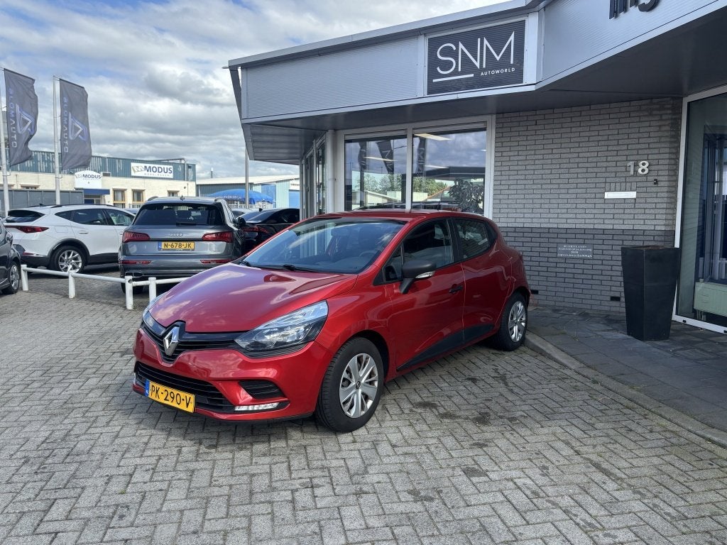 Renault Clio 0.9 TCe Life (bj 2017), 898 cc, Gebruikt, 49 €/maand, Origineel Nederlands