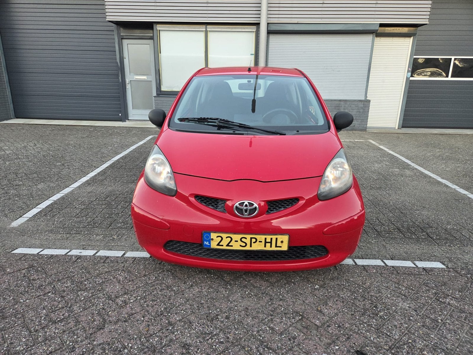 Toyota Aygo 1.0 12V Vvt-i 3DRS MMT 2006 Rood apk stuurbekr, Voorwielaandrijving, 765 kg, 4 stoelen, 68 pk