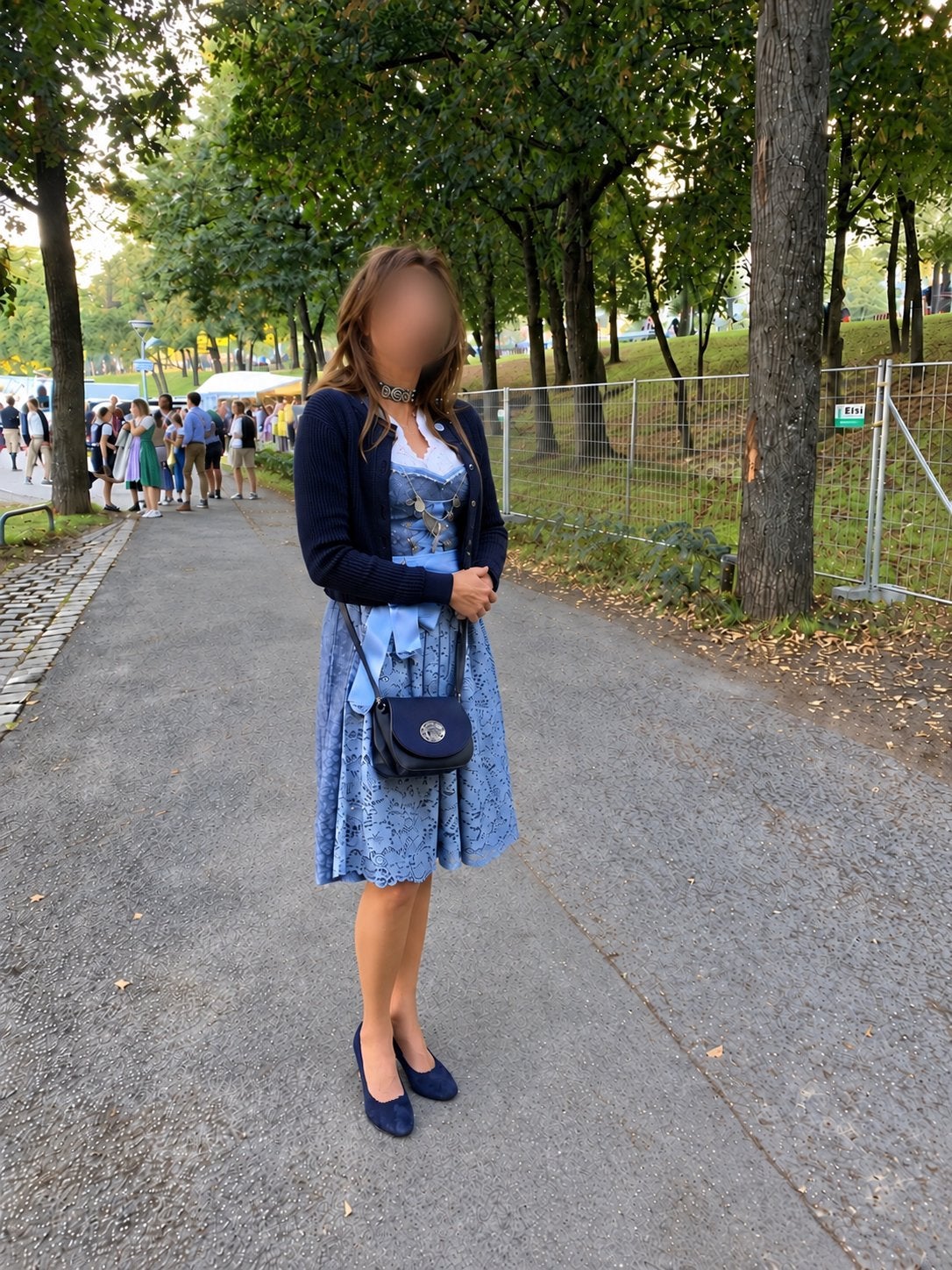 Prachtige blauwe Dirndl van Silk & Pearls, maat 34, Kleding | Dames, Blauw, Ophalen of Verzenden, Zo goed als nieuw, Knielengte