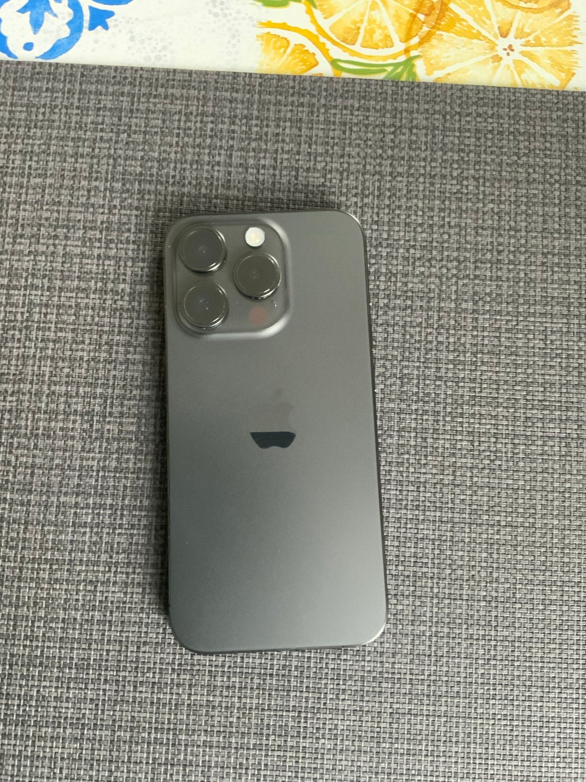 iPhone 15 Pro 256GB - 90% batterijconditie, met doos, Zo goed als nieuw, Zonder simlock, Grijs, Zonder abonnement