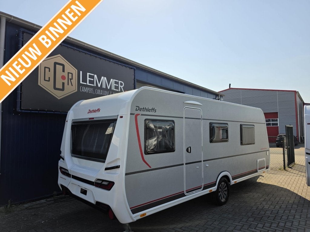 Dethleffs Summer Edition 530 DR Rondzit, Queensbed, Caravans en Kamperen, Overige typen, Bedrijf, Dethleffs, Tot en met 4