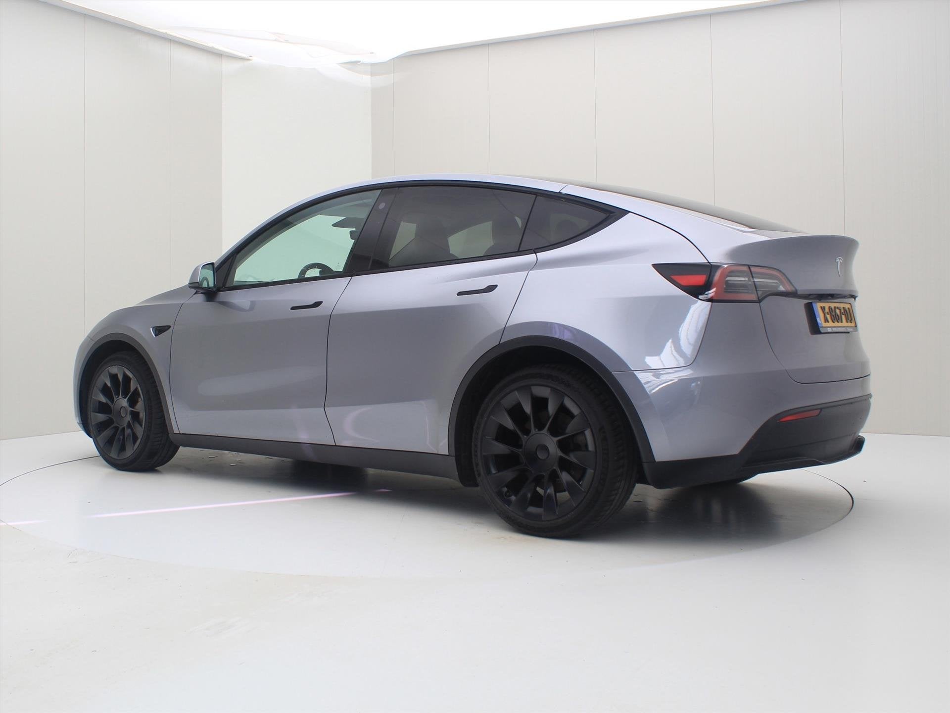 Tesla Model Y Long Range AWD 351pk 92,9% SoH [ WIT LEDER+QUI, Dealer onderhouden, Gebruikt, Origineel Nederlands, 351 pk