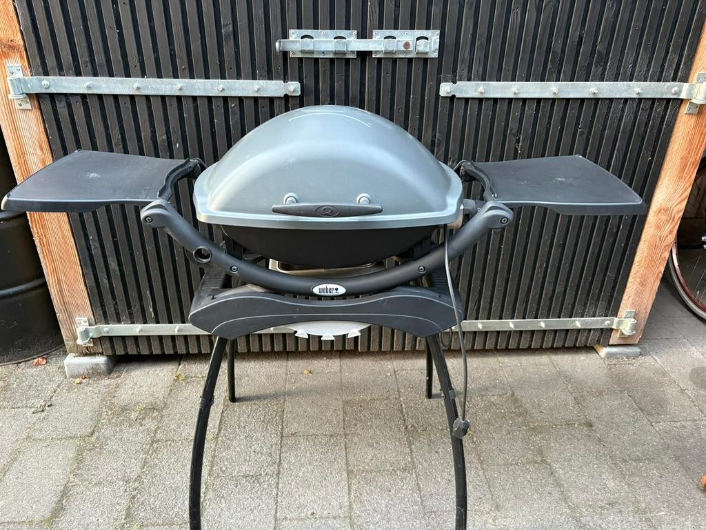 Weber Q2400 elektrische bbq, Tuin en Terras, Elektrische barbecues, Ophalen, Zo goed als nieuw