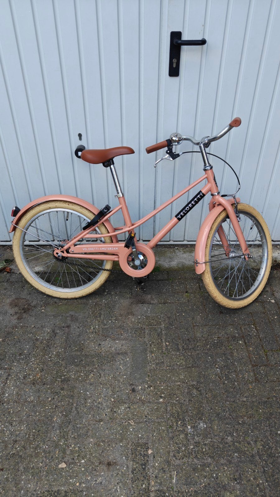 Veloretti kinderfiets, roze, zo goed als nieuw, Terugtraprem, Zo goed als nieuw, Minder dan 47 cm, Ophalen