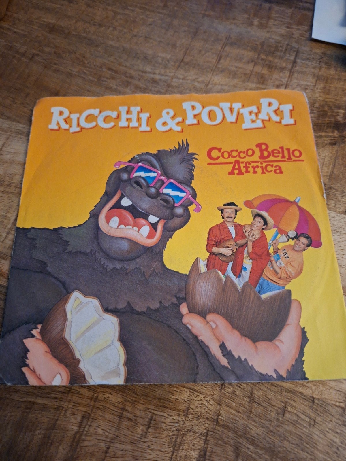 Ricchi & poveri  / cocco bello africa, Ophalen of Verzenden, Zo goed als nieuw
