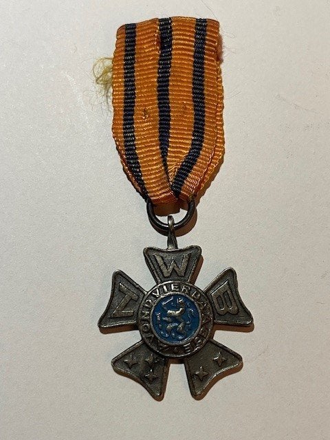 medaille avondvierdaagse, Verzamelen, Ophalen of Verzenden, Zo goed als nieuw, Overige onderwerpen