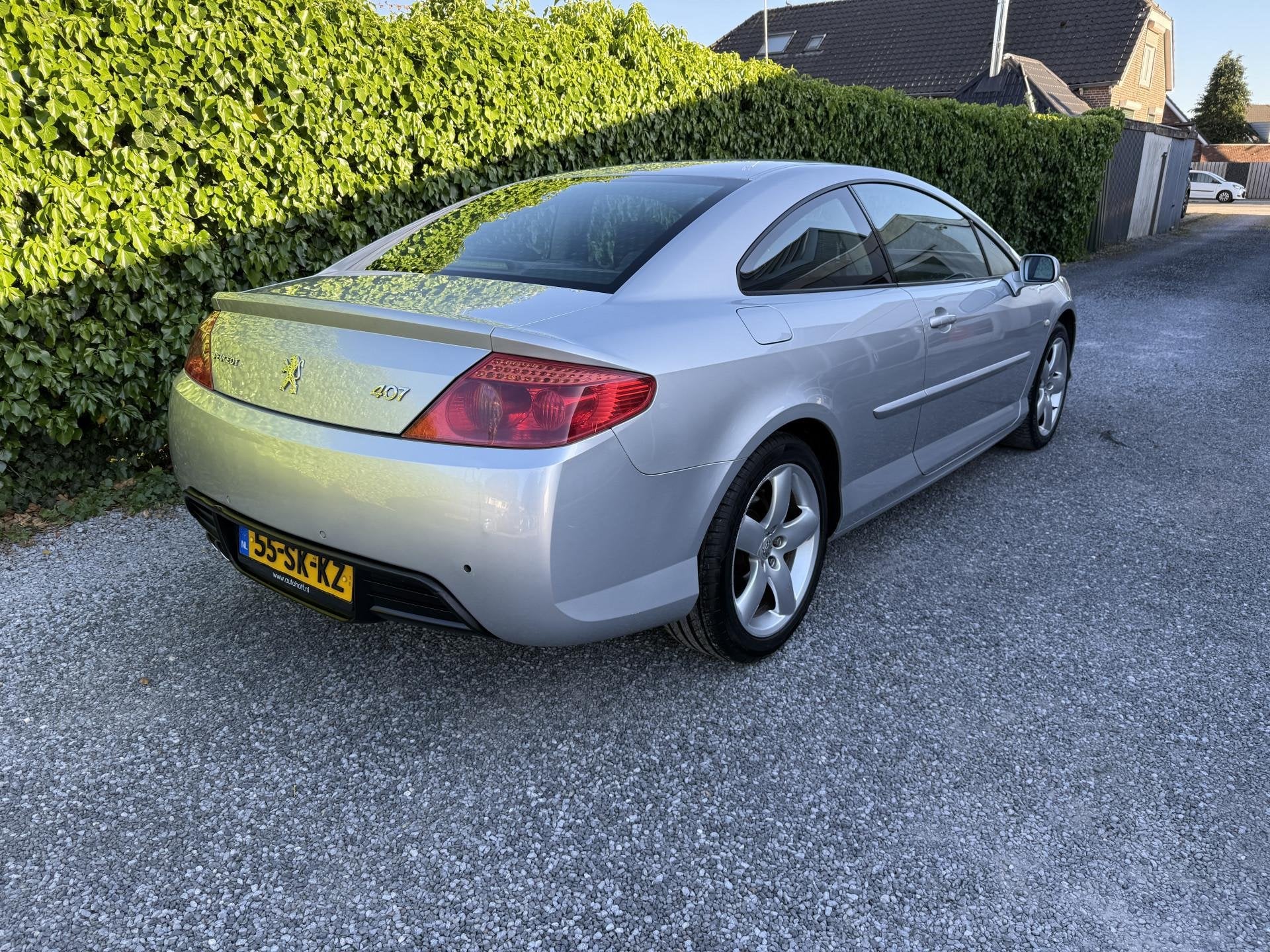 Peugeot 407 Coupé 2.7 HDiF Féline Automaat HANDEL / EXPORT, Auto's, Gebruikt, 197 €/maand, 4 stoelen, Automatische klimaatregeling