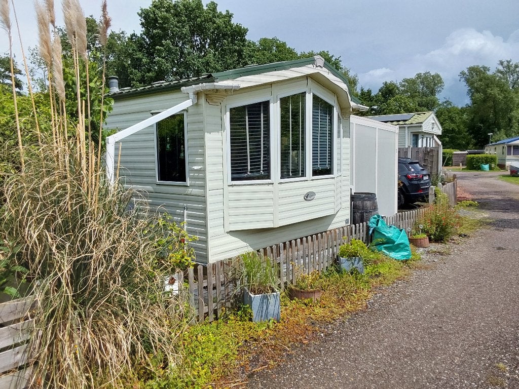 Prachtig chalet, Caravans en Kamperen, Stacaravans, Tot en met 4