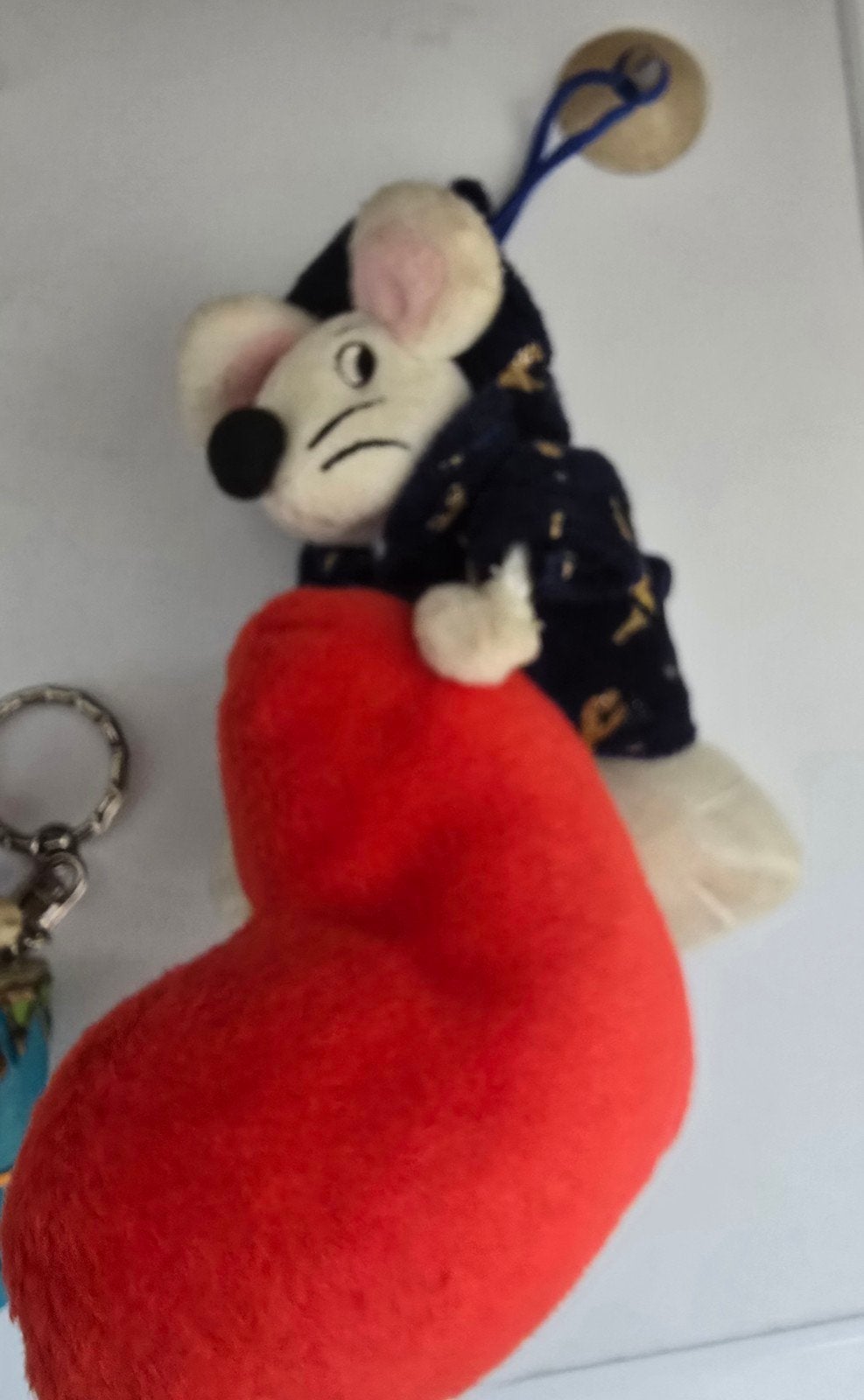 Leuke sleutelhanger met muisje en rood hartje, Ophalen of Verzenden, Gebruikt, Knuffel of Figuurtje