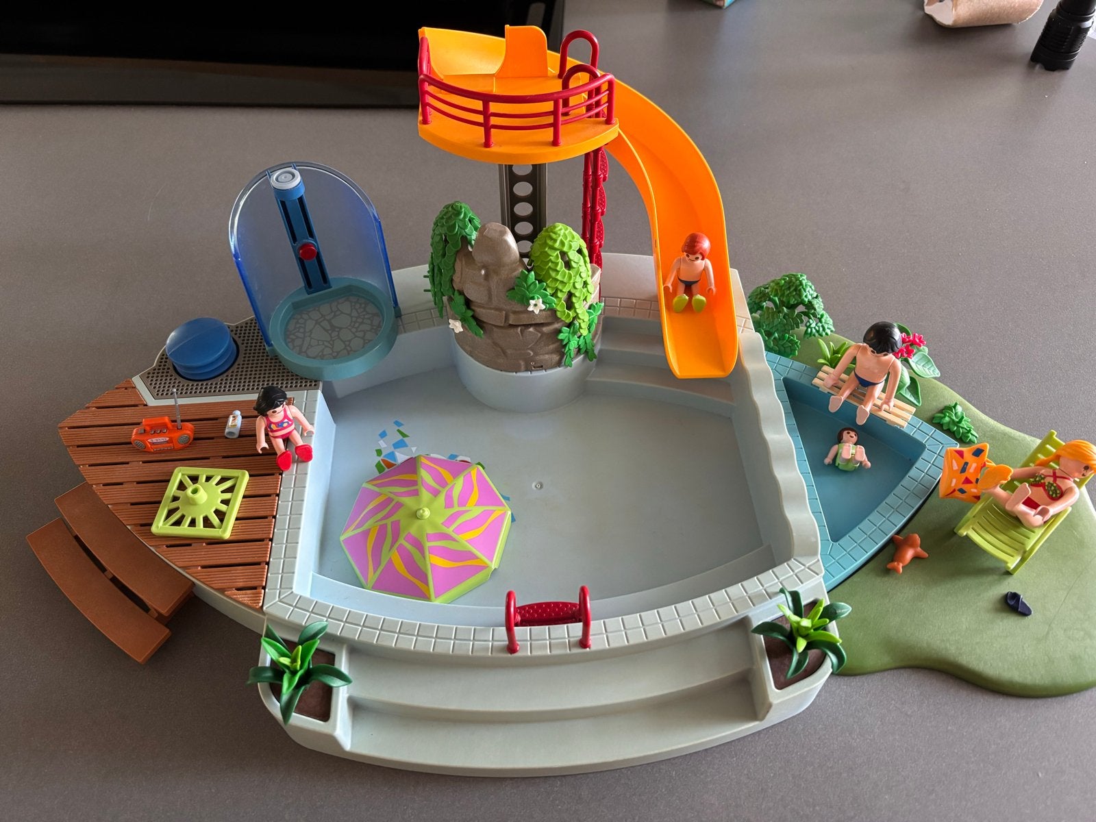Playmobil Zwembad met Glijbaan (4858), Ophalen of Verzenden, Zo goed als nieuw, Jongen of Meisje