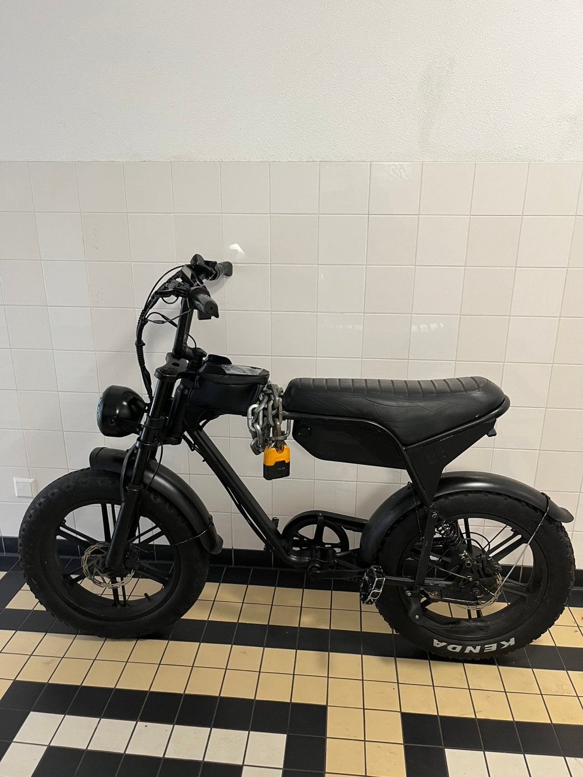 Fatbike v93, Fietsen en Brommers, Brommers | Crossbrommers, Ophalen, Zo goed als nieuw, Overige merken