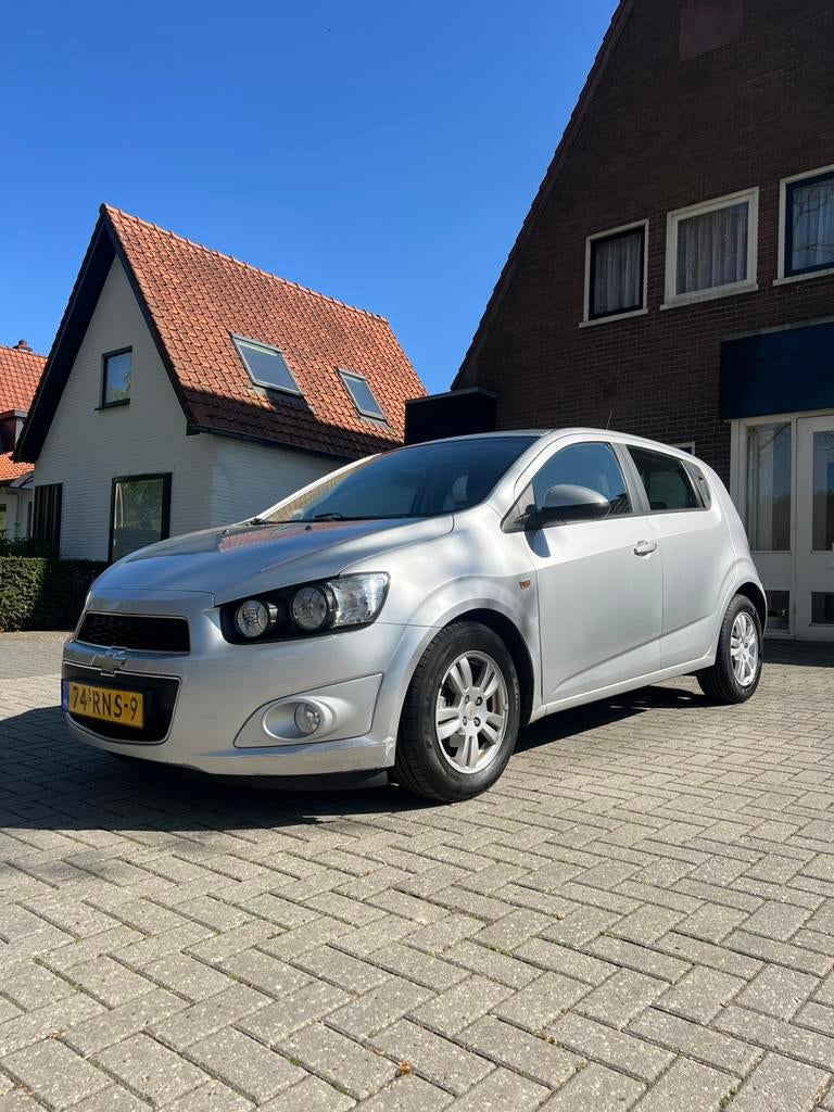 Chevrolet Aveo | Automaat | Airco | Cruise | 5-deurs | APK, Euro 5, 4 cilinders, 100 pk, 49 €/maand
