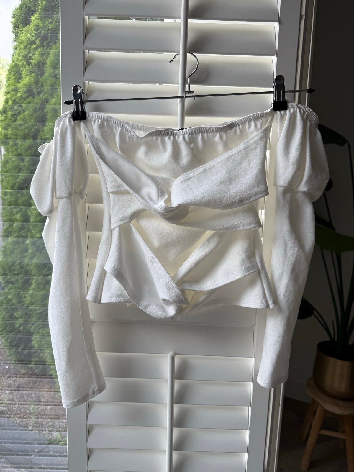 Boohoo off shoulder top maat S en M, Wit, Nieuw, Ophalen of Verzenden, Lange mouw