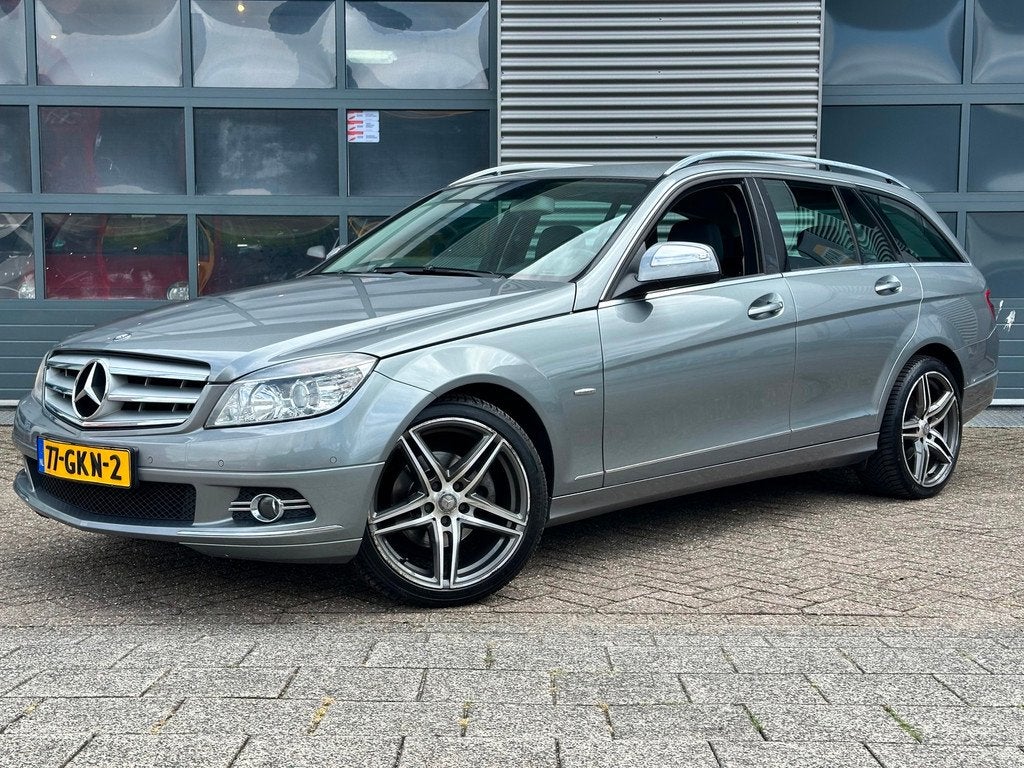 Mercedes-Benz C-klasse Estate 230 Avantgarde | CRUISECR | Ai, Auto's, Mercedes-Benz, Achterwielaandrijving, Zwart, 2496 cc, 1505 kg