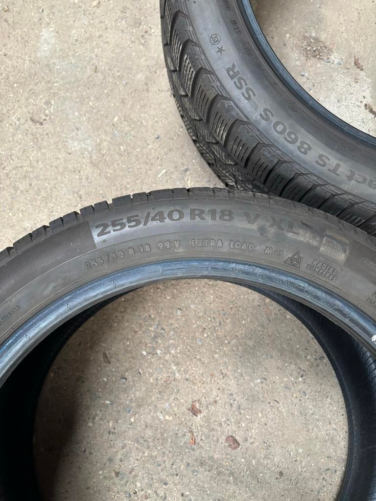 Continental winterbanden 255/40 R18 V XL, Auto-onderdelen, Banden en Velgen, Ophalen, 18 inch, Gebruikt, 255 mm