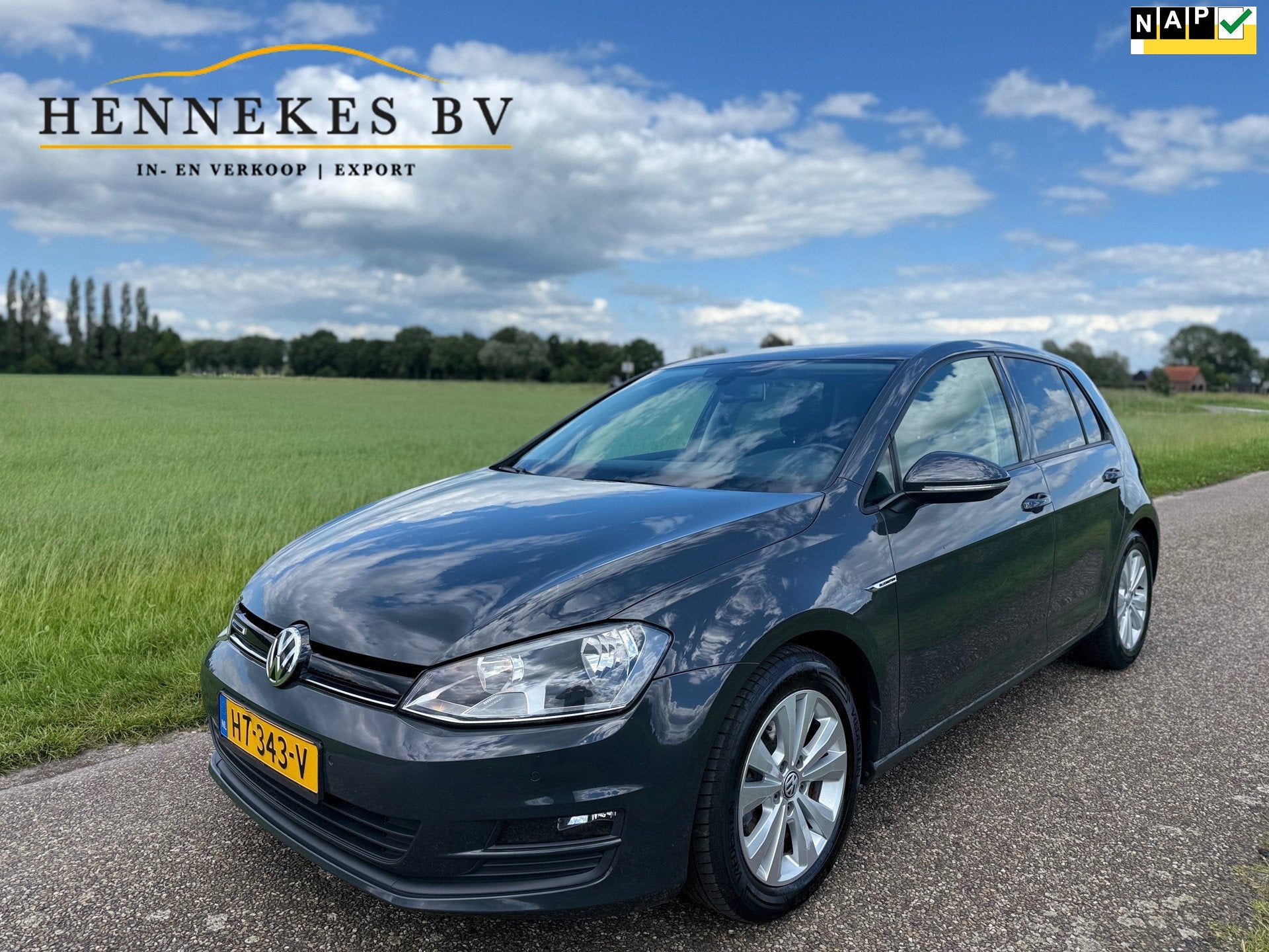 Volkswagen Golf 1.0 TSI Comfortline nardo grey NAP, Voorwielaandrijving, Stof, 23 km/l, Origineel Nederlands
