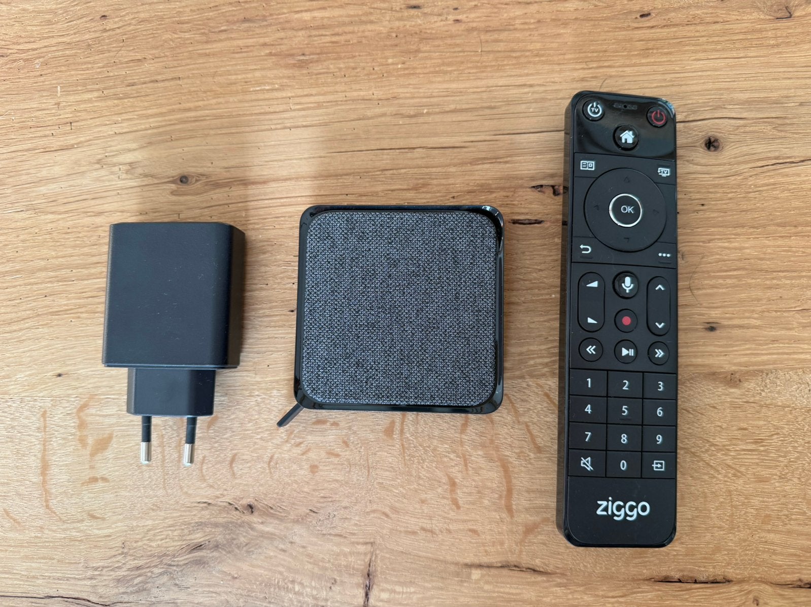 Ziggo mediabox Next mini (incl. Afstandbediening), Ophalen of Verzenden, Zo goed als nieuw