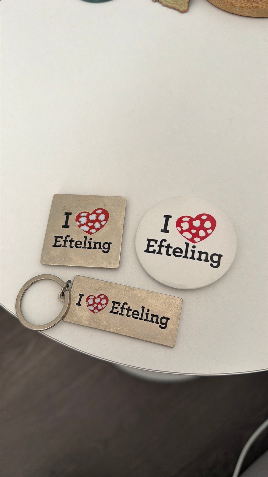 I love Efteling magneet sleutelhanger en button, Verzamelen, Ophalen of Verzenden, Zo goed als nieuw