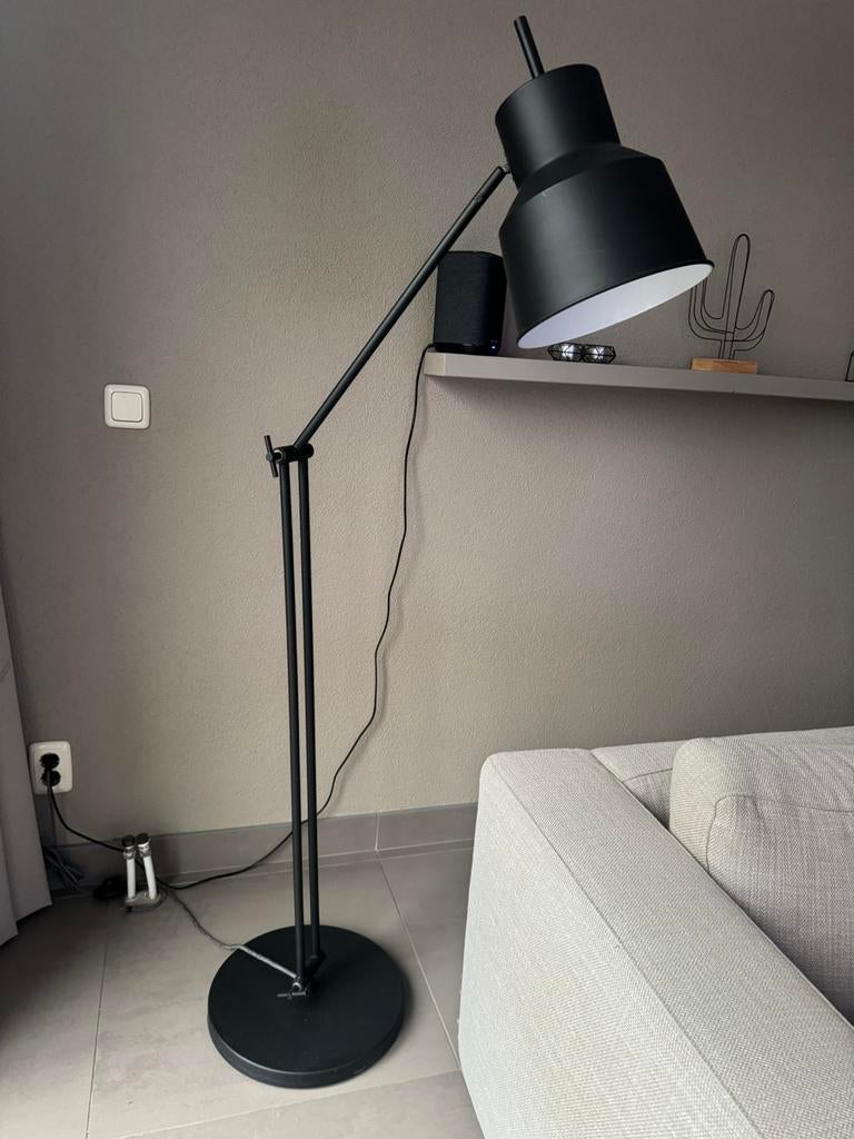 IT'S ABOUT ROMI - Vloerlamp Belfast zwart, Ophalen, Zo goed als nieuw, 150 tot 200 cm