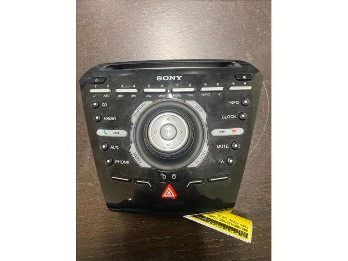 Radiobedienings paneel van een Ford Focus, Gebruikt, -, -, Ford