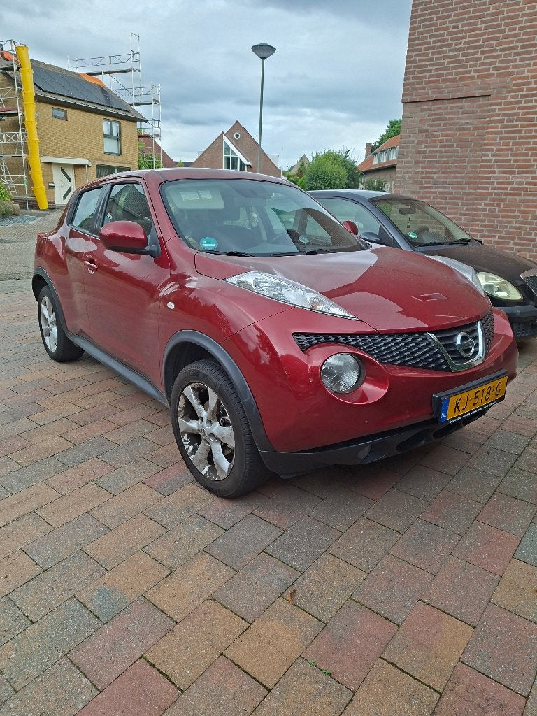 Nissan Juke 1.6 CVT 86KW 2013 Rood, Auto's, Euro 5, 1250 kg, Zwart, Particulier