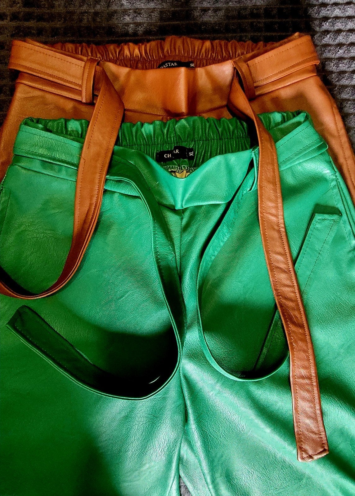 Chastar leren broek - groen en bruin - maat XL, Kleding | Dames, Overige kleuren, Chastar, Maat 46/48 (XL) of groter, Nieuw