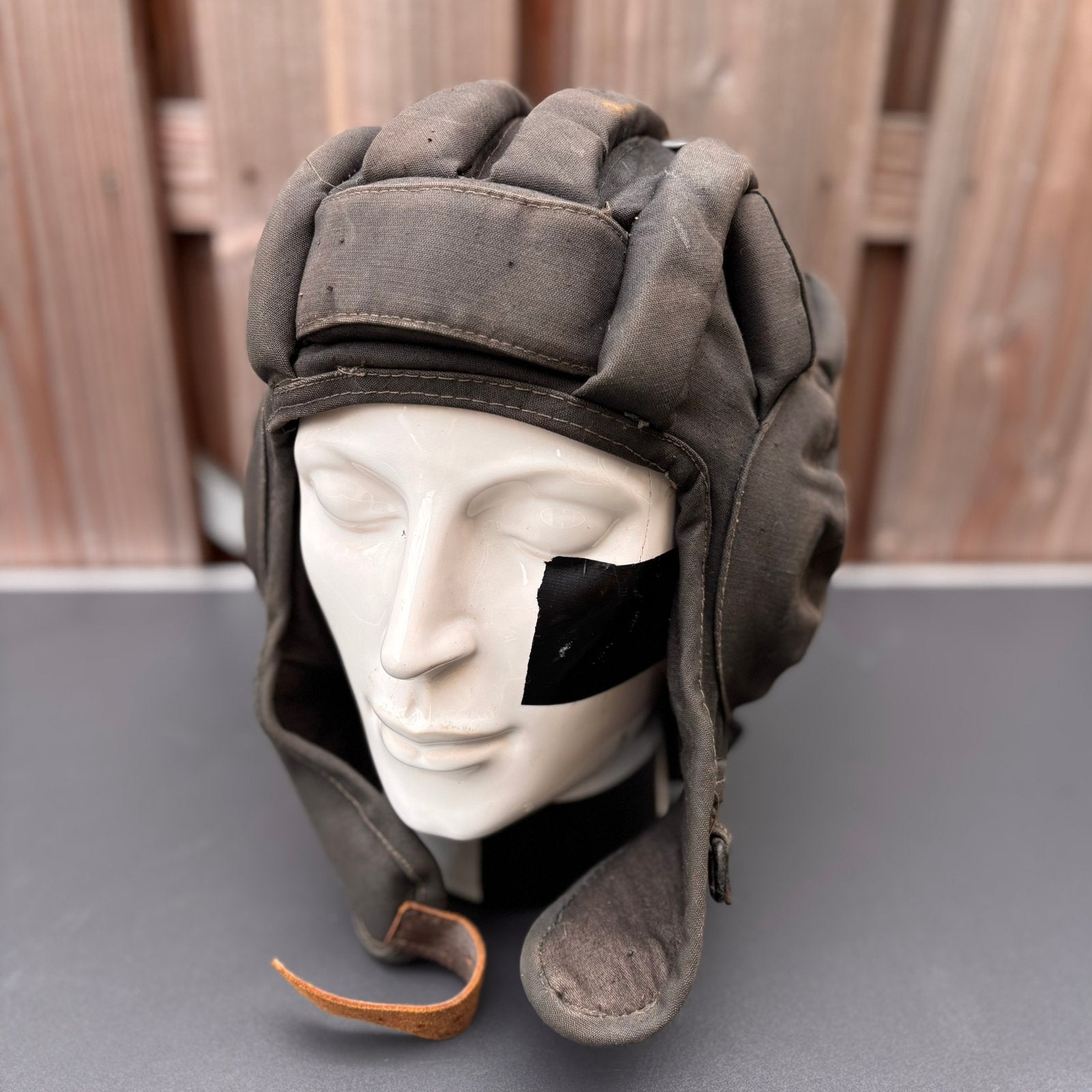 Originele Sovjet Tankhelm (Shlemofon) uit 1986 – Maat 2, Ophalen of Verzenden, Landmacht, Kleding of Schoenen