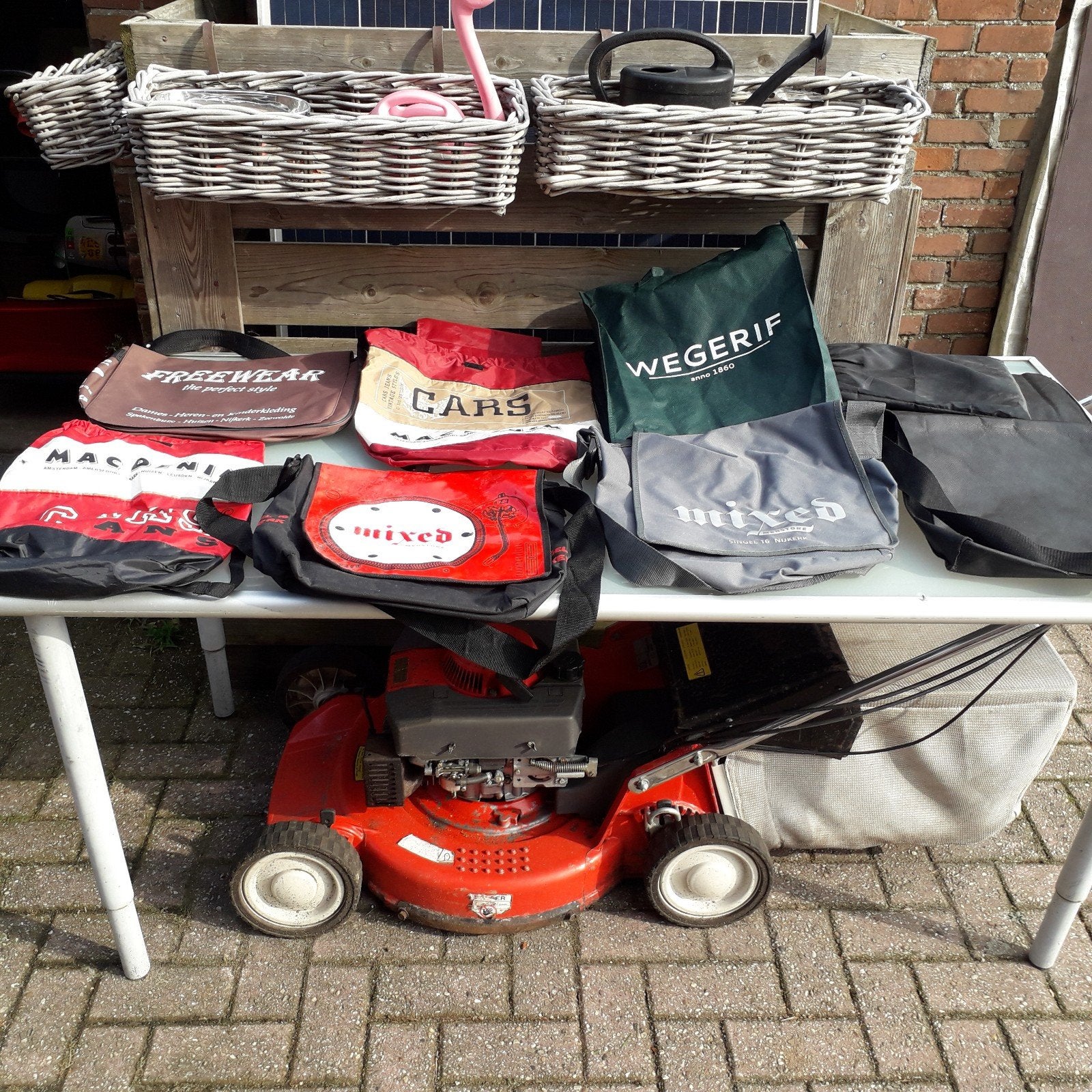 Diverse tassen voor verzamelaars - Unieke collectie, Ophalen, Gebruikt