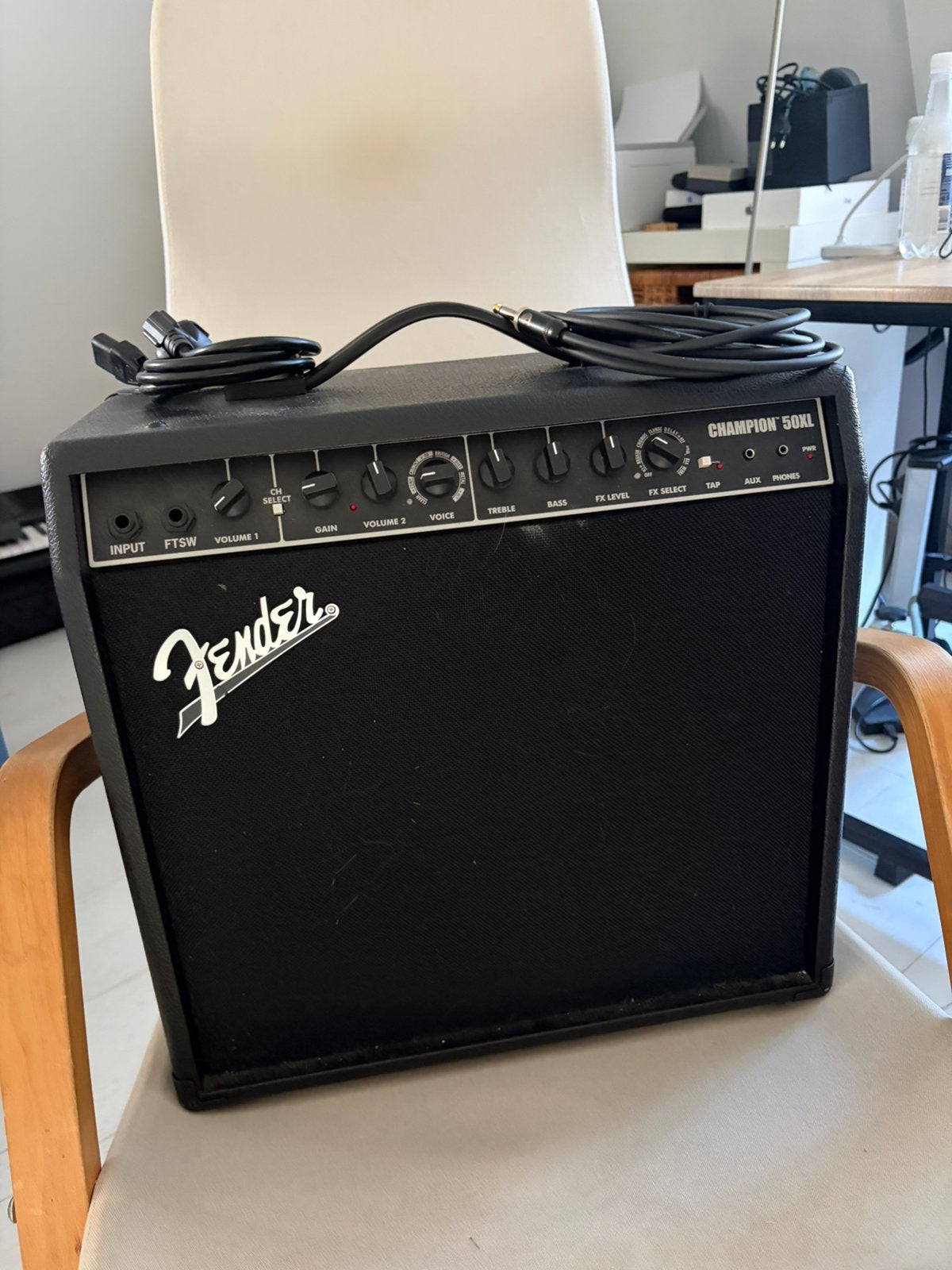 Fender versterker 50XL - 220 euro, Muziek en Instrumenten, Ophalen, Zo goed als nieuw, Minder dan 50 watt