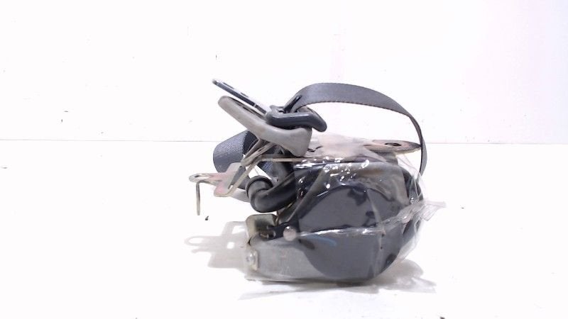 Veiligheidsgordel rechts voor Mazda 323, Auto-onderdelen, Onderdelen@venauto.nl, Van der Ven Autorecycling B.V., Gebruikt, Ettenseweg 76, 4706 PB Roosendaal, The Netherlands