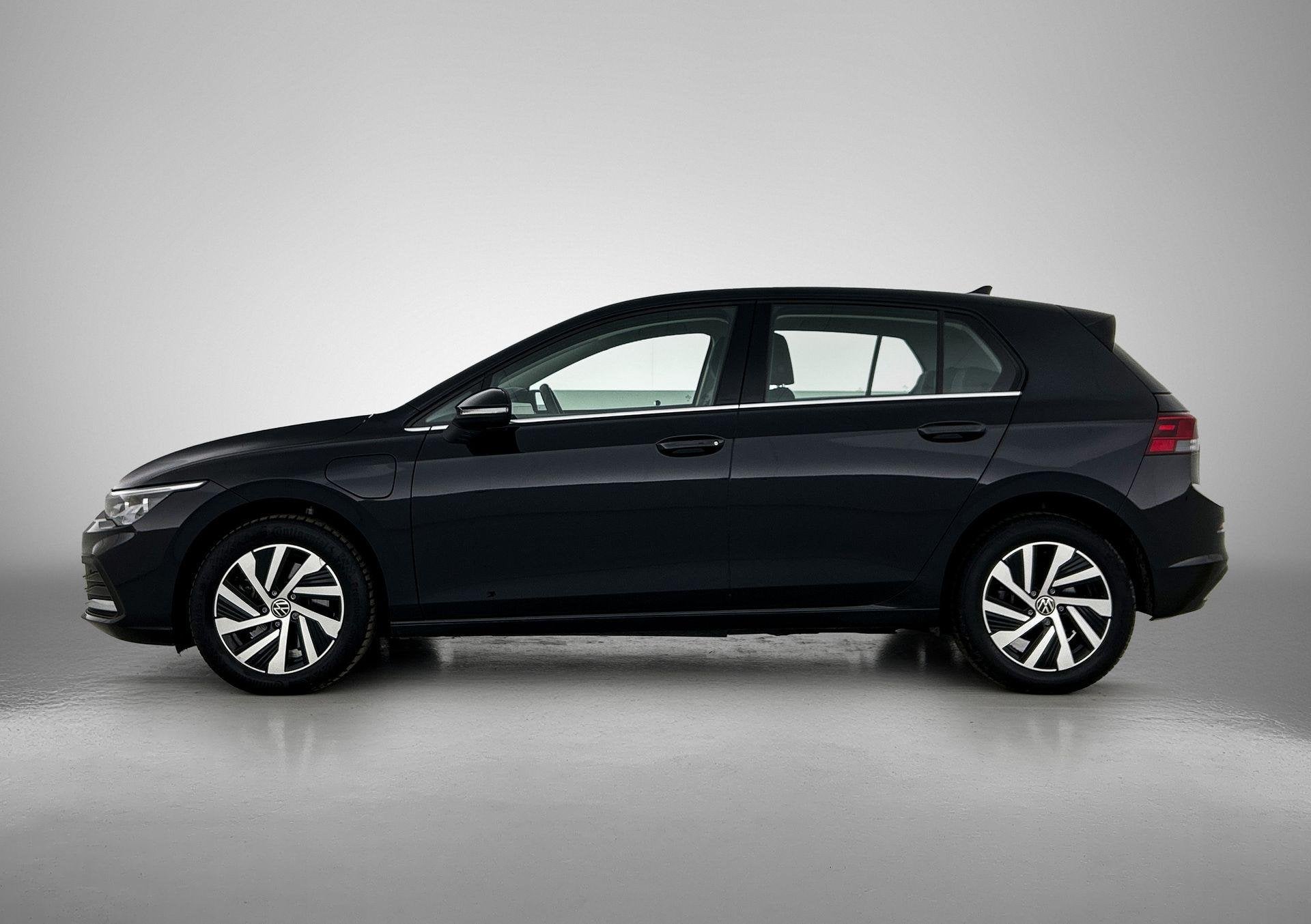 Volkswagen Golf 1.4 eHybrid Style | APPLE CARPLAY | ANDROID, 12 maanden, Gebruikt, 4 cilinders, Zwart