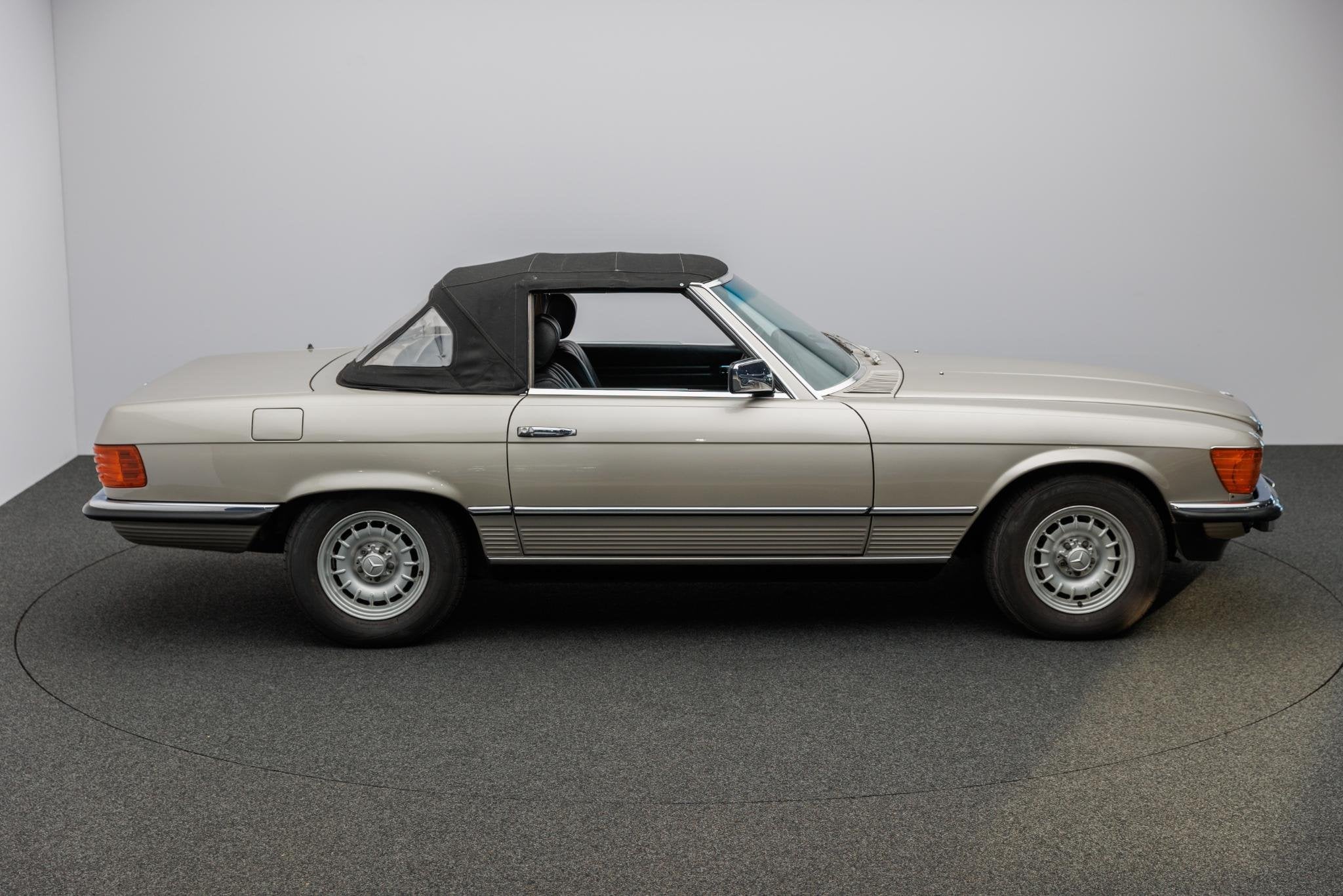 Mercedes-Benz SL-klasse 280 SL, foto 5