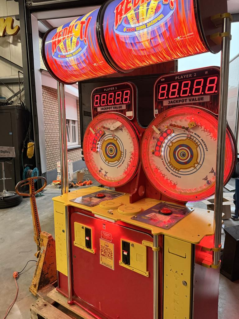 Red Hot! Arcade Spel - Ticket Redemption Machine, Ophalen of Verzenden, Gebruikt