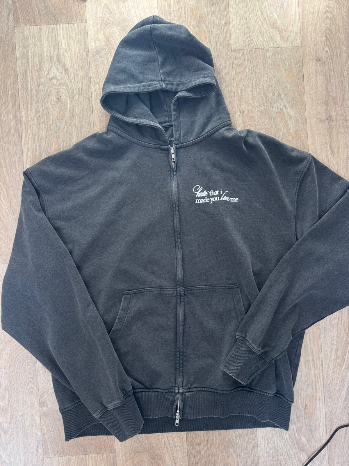 Ariana Grande Hate That I Made You Love Me Vest Officieël, Ophalen of Verzenden, Nieuw, Maat 46/48 (XL) of groter, Grijs