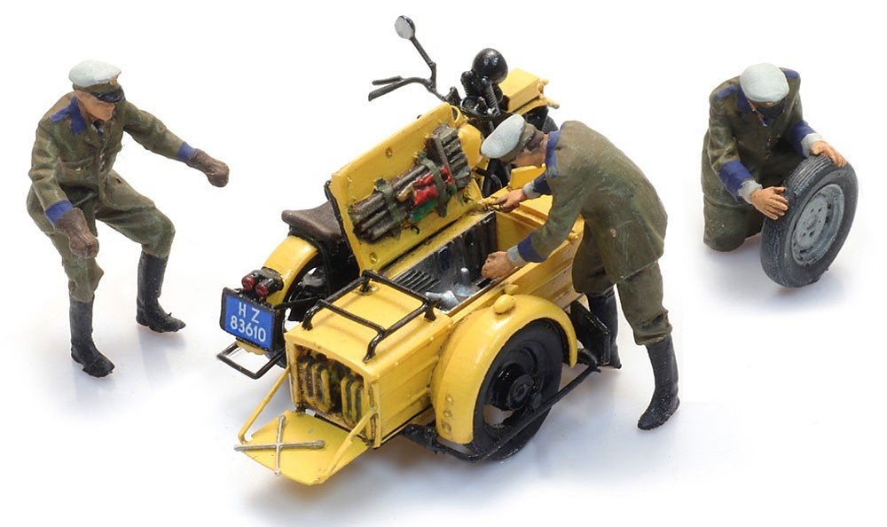 Artitec 10.398: bouwpakket Wegenwacht hulpmotor m. figuren, Wisselstroom, Ophalen of Verzenden, Märklin, Nieuw