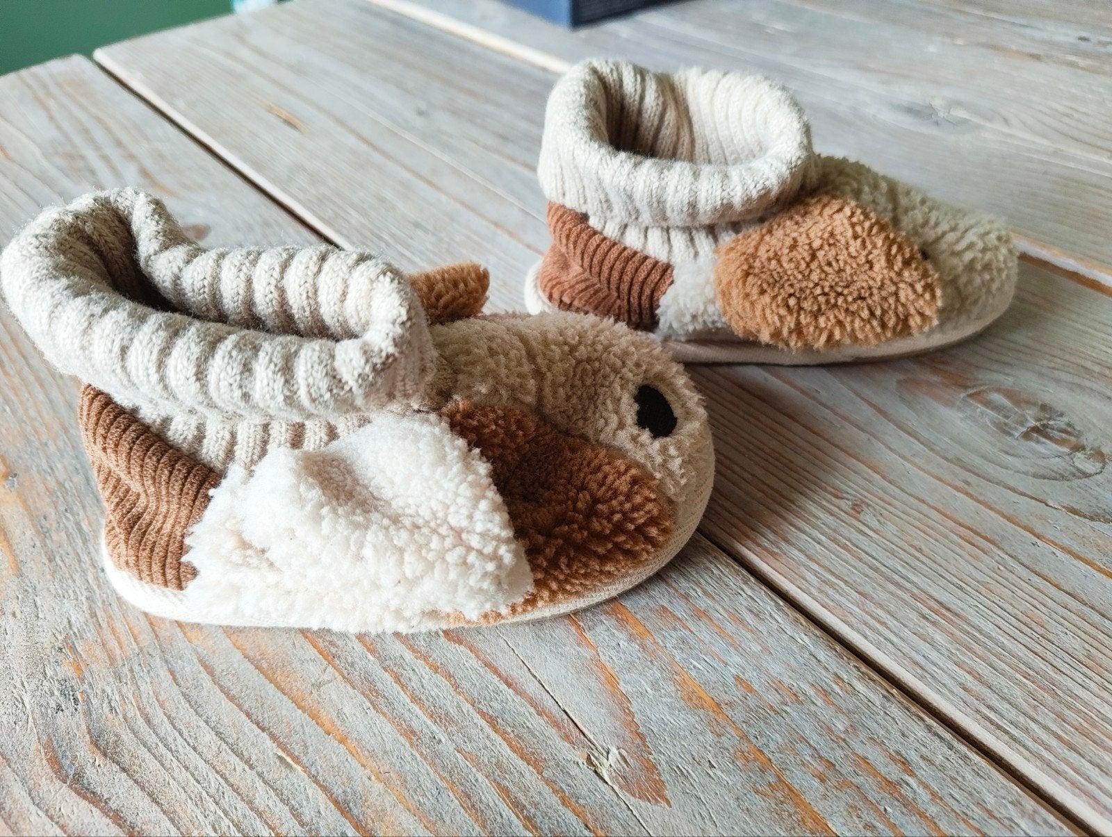 Zara babyslofjes hondje maat 20-21, Kinderen en Baby's, Babykleding | Schoentjes en Sokjes, Slofjes, Jongetje of Meisje, Ophalen of Verzenden