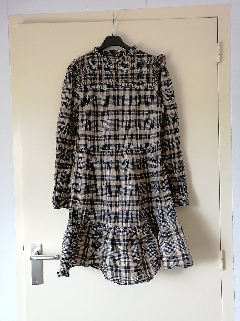 Jurk - Maat S / 36 - Ruitjes, Kleding | Dames, Bruin, Verzenden, Zo goed als nieuw, Maat 36 (S)