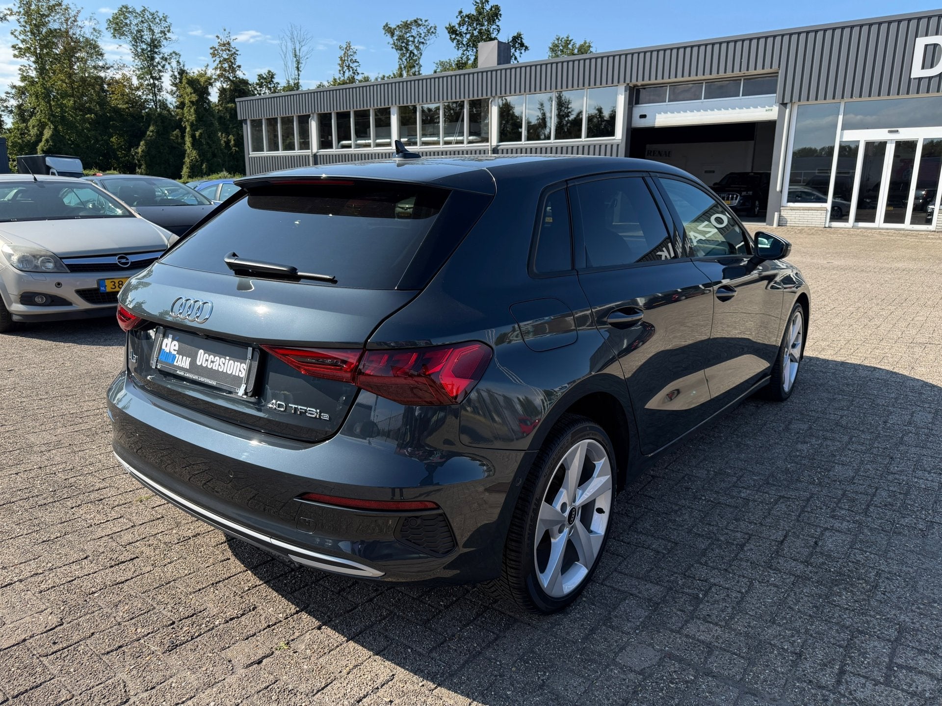 Audi A3 Sportback 40 TFSI e Plug-in Hybrid|Matrix|Keyless, Gebruikt, Euro 6, 4 cilinders, Plug-in hybride