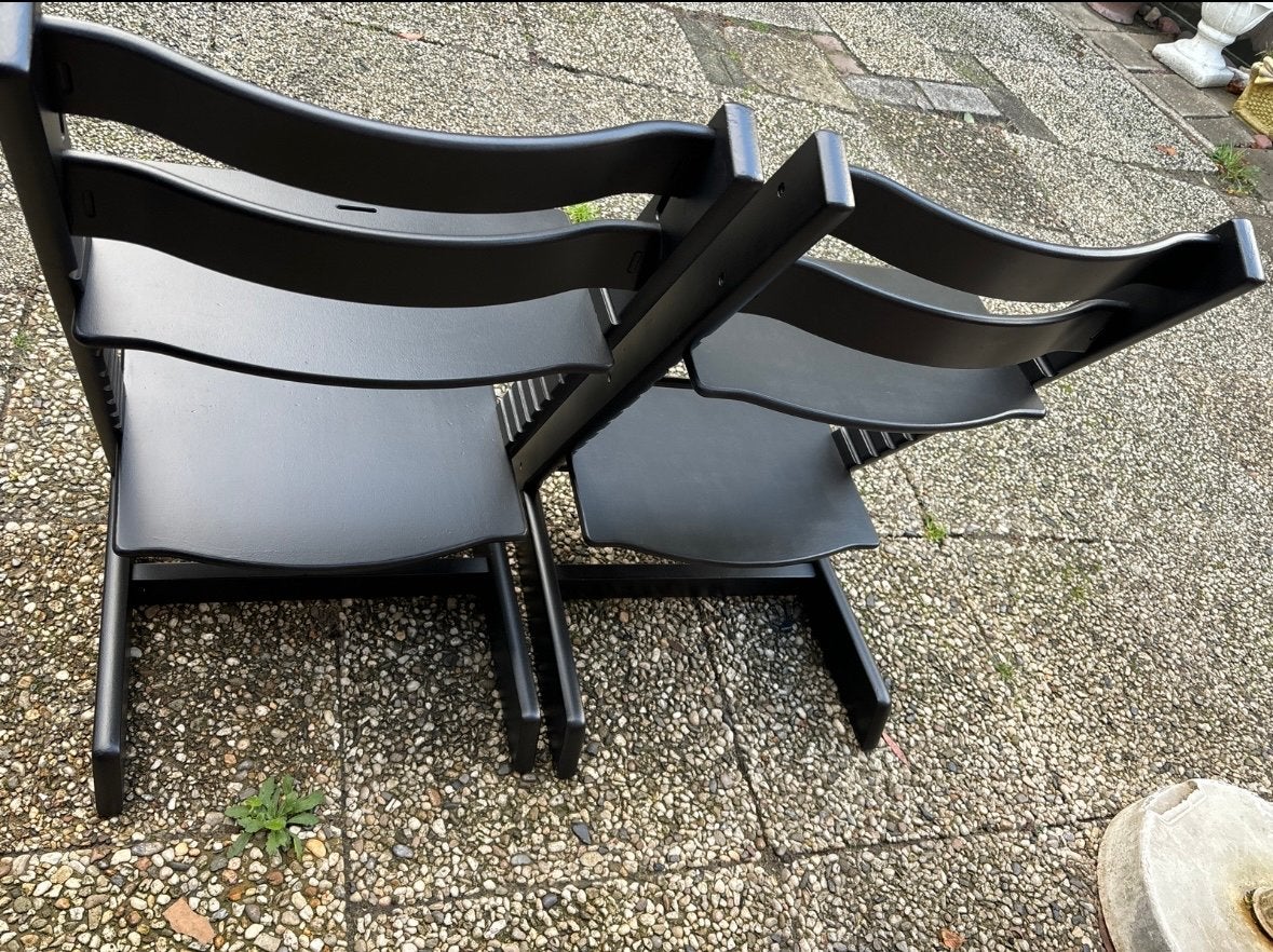 Stokke tripp trapp nieuw model zwart 80 per stuk 2 voor 150, Kinderen en Baby's, Kinderstoelen, Ophalen, Gebruikt, Meegroeistoel